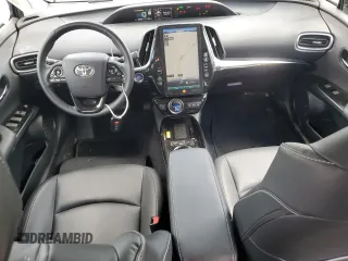 2021 Toyota Prius LE with VIN JTDKAMFP6M3190117, listed as a Copart auction lot 52938355 with 39,569 mi miles and Salvage title. Bid and sale history available at DreamBid. Image 8.