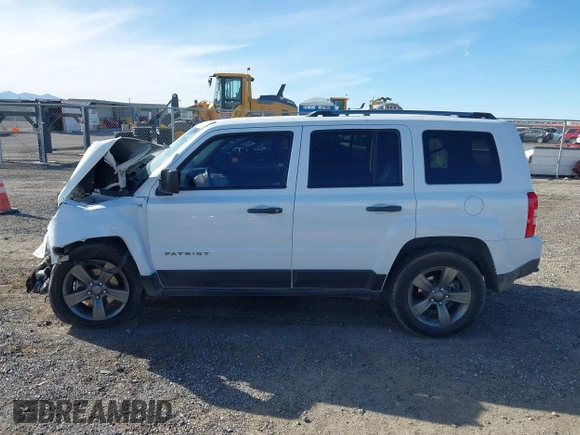 2017 Jeep Patriot 75th Anniversary with VIN 1C4NJRBBXHD170327, listed as a IAAI auction lot 41399495 with Not Provided miles and . Bid and sale history available at carsss.com. Image 14.