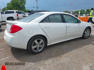 2010 Pontiac G6 w/1SF с VIN 1G2ZA5EK4A4154740, выставлен на аукционе IAAI как лот 42231065 с пробегом 261 525 миль миль и . История ставок и продаж доступна на DreamBid. Изображение 4.