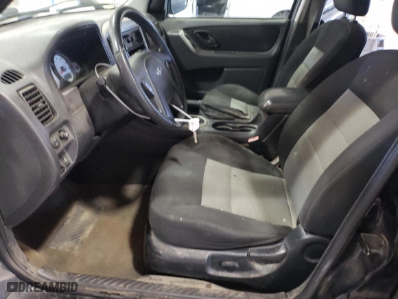 2007 Ford Escape XLT with VIN 1FMYU03197KB19462, listed as a Copart auction lot 47405995 with 142,160 mi miles and Clean Title. Bid and sale history available at carsss.com. Image 7.