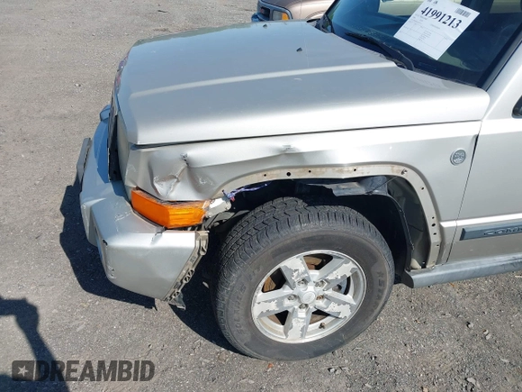 2006 Jeep Commander z VIN 1J8HG48N16C363512, wystawiony jako IAAI lot #41991213 z przebiegiem 205 757 mil mil oraz . Historia ofert i sprzedaży dostępna na DreamBid. Obrazek 12.