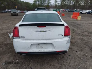 2018 Chrysler 300 with VIN 2C3CCABG5JH244829, listed as a IAAI auction lot 41726654 with 156,131 mi miles. Bid and sale history available at carsss.com. Image 15.