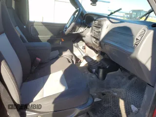 2004 Ford Ranger XL with VIN 1FTYR10U84PB49643, listed as a Copart auction lot 41697995 with 202,350 mi miles and Salvage Title. Bid and sale history available at DreamBid. Image 7.