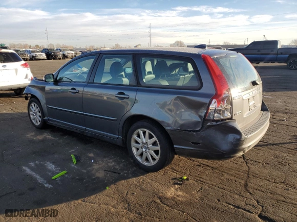 2009 Volvo V50 2.4L with VIN YV1MW382392449661, listed as a Copart auction lot 87247444 with 157,194 mi miles and Salvage Title. Bid and sale history available at carsss.com. Image 2.