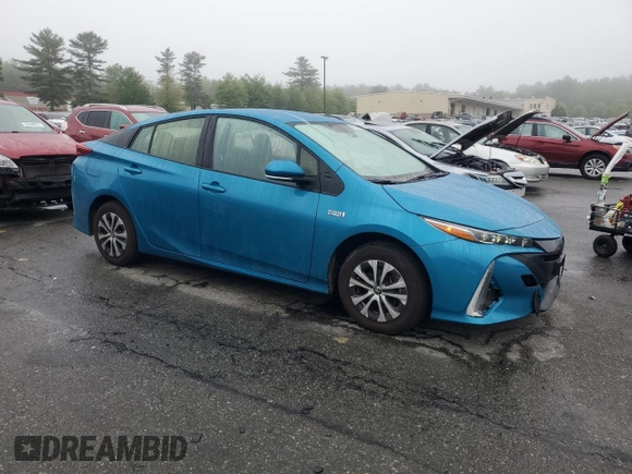 2022 Toyota Prius LE with VIN JTDKAMFP5N3225862, listed as a Copart auction lot 60134975 with 30,913 mi miles and Salvage title. Bid and sale history available at DreamBid. Image 4.