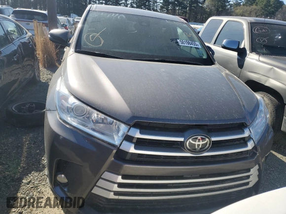 2017 Toyota Highlander LE z VIN 5TDZZRFH1HS217693, wystawiony jako Copart lot #50198455 z przebiegiem 67 912 mil mil oraz Szkoda całkowita • Salvage title. Historia ofert i sprzedaży dostępna na DreamBid. Obrazek 5.
