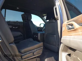 2021 GMC Yukon Denali with VIN 1GKS2DKL1MR135771, listed as a IAAI auction lot 41403680 with 61,772 mi miles. Bid and sale history available at carsss.com. Image 8.