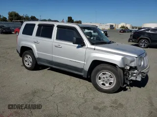 2011 Jeep Patriot Sport with VIN 1J4NT1GA4BD178100, listed as a Copart auction lot 60337705 with 97,455 mi miles and Salvage title. Bid and sale history available at DreamBid. Image 4.