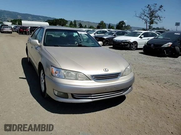 2001 Lexus ES 300 with VIN JT8BF28G210342201, listed as a Copart auction lot 55067975 with 235,165 mi miles and Salvage Title. Bid and sale history available at DreamBid. Image 13.