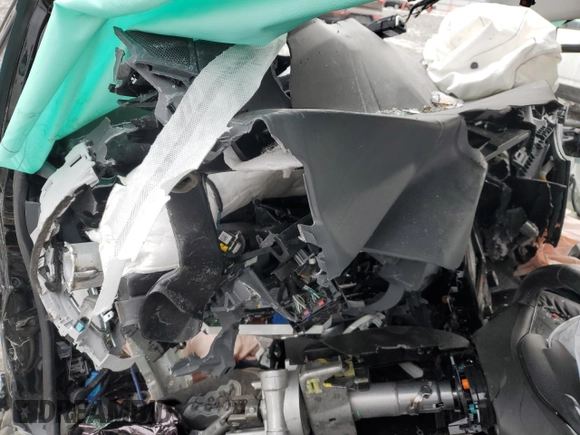 2021 Chevrolet Bolt EV Premier with VIN 1G1FZ6S06M4113619, listed as a Copart auction lot 88917905 with Not provided miles and Salvage title. Bid and sale history available at DreamBid. Image 9.