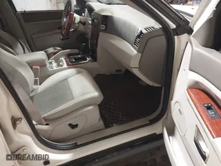 2007 Jeep Grand Cherokee Limited with VIN 1J8HR58217C552426, listed as a IAAI auction lot 41834106 with 130,537 mi miles. Bid and sale history available at carsss.com. Image 5.