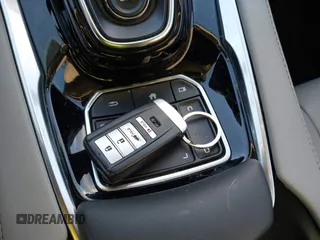 2020 Acura RDX Technology with VIN 5J8TC2H53LL017914, listed as a IAAI auction lot 41379471 with 40,740 mi miles and . Bid and sale history available at DreamBid. Image 11.