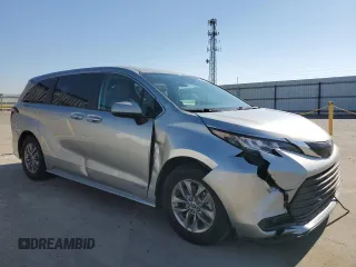 2021 Toyota Sienna LE with VIN 5TDKRKEC9MS035667, listed as a Copart auction lot 53754995 with 98,170 mi miles and Salvage title. Bid and sale history available at DreamBid. Image 4.