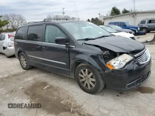 2013 Chrysler Town & Country Touring with VIN 2C4RC1BG4DR737065, listed as a Copart auction lot 83397894 with Not Provided miles and Salvage Title. Bid and sale history available at DreamBid. Image 4.