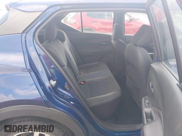 2020 Nissan Kicks SV z VIN 3N1CP5CV4LL504929, wystawiony jako IAAI lot #42420985 z przebiegiem 80 918 mil mil oraz . Historia ofert i sprzedaży dostępna na DreamBid. Obrazek 8.