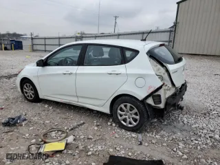 2013 Hyundai Accent GL with VIN KMHCT5AE6DU068695, listed as a Copart auction lot 85578584 with 81,627 mi miles and Salvage Title. Bid and sale history available at carsss.com. Image 2.