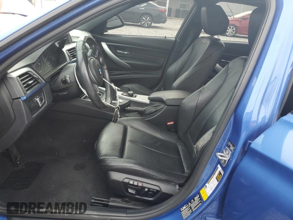2013 BMW 3 Series 328i xDrive with VIN WBA3B3C58DF536503, listed as a Copart auction lot 61086675 with 86,664 mi miles and Salvage title. Bid and sale history available at DreamBid. Image 7.