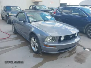 2006 Ford Mustang GT Deluxe с VIN 1ZVFT85H465233306, выставлен на аукционе IAAI как лот 42497559 с пробегом 55 083 миль миль и . История ставок и продаж доступна на DreamBid. Изображение 1.