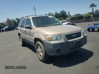 2007 Ford Escape XLS с VIN 1FMYU02Z17KA20500, выставлен на аукционе Copart как лот 59016055 с пробегом 215 936 миль миль и Списание • Salvage title. История ставок и продаж доступна на DreamBid. Изображение 14.