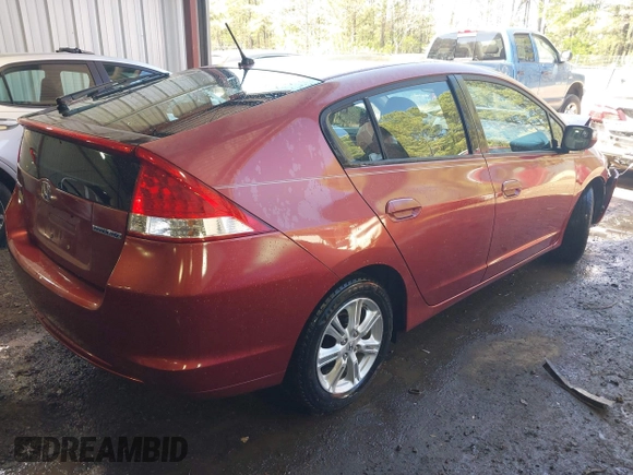 2010 Honda Insight EX z VIN JHMZE2H7XAS001280, wystawiony jako IAAI lot #41982398 z przebiegiem 142 434 mil mil oraz . Historia ofert i sprzedaży dostępna na DreamBid. Obrazek 4.