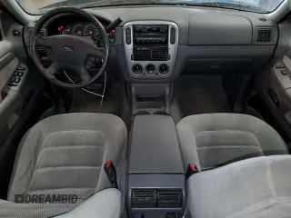 2004 Ford Explorer XLT z VIN 1FMDU73K94ZA57886, wystawiony jako Copart lot #76014394 z przebiegiem 137 359 mil mil oraz Szkoda całkowita • Salvage title. Historia ofert i sprzedaży dostępna na DreamBid. Obrazek 8.