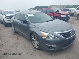 2014 Nissan Altima SL with VIN 1N4BL3AP0EC271083, listed as a IAAI auction lot 41920872 with 97,915 mi miles and . Bid and sale history available at DreamBid. Image 1.