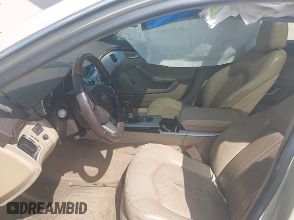 2011 Cadillac CTS Luxury z VIN 1G6DG5EY2B0161125, wystawiony jako IAAI lot #42205213 z przebiegiem 145 775 mil mil oraz . Historia ofert i sprzedaży dostępna na DreamBid. Obrazek 5.