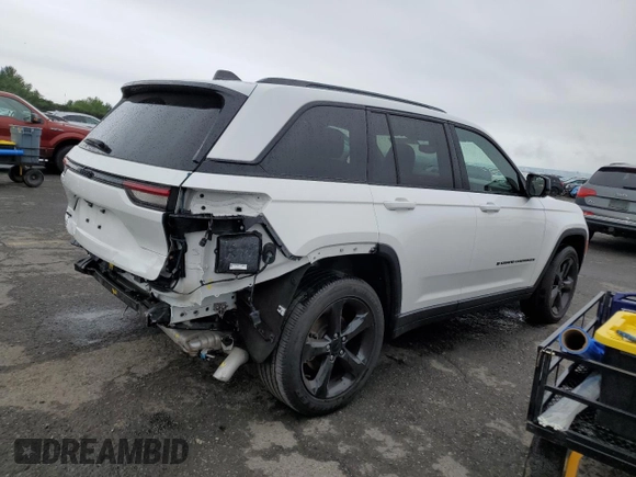 2023 Jeep Grand Cherokee Laredo с VIN 1C4RJHAG8PC569833, выставлен на аукционе Copart как лот 62543635 с пробегом 22 373 миль миль и Списание • Salvage title. История ставок и продаж доступна на DreamBid. Изображение 3.