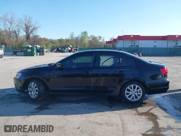 2012 Volkswagen Jetta SE с VIN 3VWDP7AJXCM362588, выставлен на аукционе IAAI как лот 41951625 с пробегом 210 159 миль миль и . История ставок и продаж доступна на DreamBid. Изображение 14.