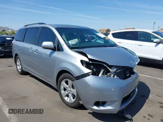 2015 Toyota Sienna LE AAS с VIN 5TDKK3DC4FS576186, выставлен на аукционе IAAI как лот 42372839 с пробегом 101 593 миль миль и . История ставок и продаж доступна на DreamBid. Изображение 1.
