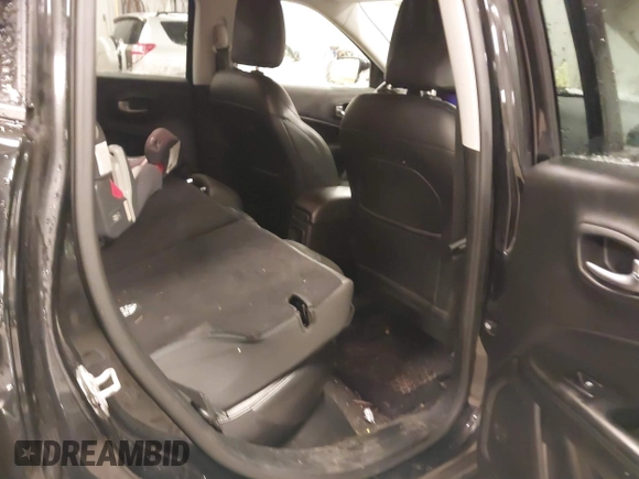 2019 Jeep Compass Latitude with VIN 3C4NJDBB0KT838995, listed as a IAAI auction lot 41278070 with 55,850 mi miles. Bid and sale history available at carsss.com. Image 8.