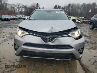 2018 Toyota RAV4 XLE with VIN JTMRFREV2JJ221139, listed as a Copart auction lot 50229375 with 175,597 mi miles and Salvage Title. Bid and sale history available at DreamBid. Image 5.