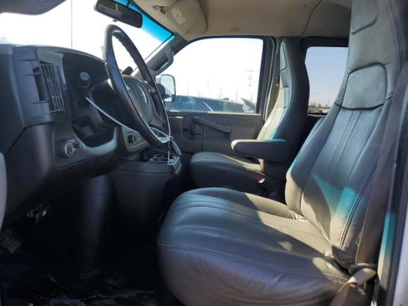 2018 Chevrolet Express Passenger LS with VIN 1GAWGEFG9J1342056, listed as a Copart auction lot 48399935 with 107,758 mi miles and Clean Title. Bid and sale history available at carsss.com. Image 7.