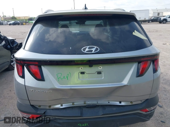 2024 Hyundai Tucson SEL with VIN 5NMJBCDE9RH345305, listed as a IAAI auction lot 42054135 with 33,947 mi miles. Bid and sale history available at carsss.com. Image 16.