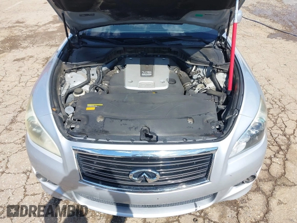 2013 Infiniti M with VIN JN1BY1AP0DM513527, listed as a IAAI auction lot 42170513 with 194,908 mi miles and . Bid and sale history available at DreamBid. Image 10.