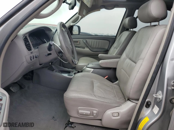 2004 Toyota Sequoia Limited with VIN 5TDZT38AX4S221993, listed as a Copart auction lot 50281755 with 185,007 mi miles and Salvage Title. Bid and sale history available at carsss.com. Image 7.