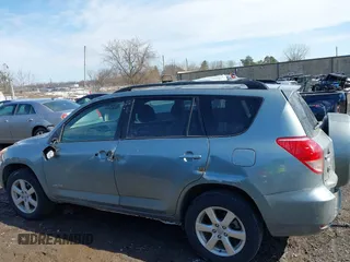 2008 Toyota RAV4 Ltd with VIN JTMBK31V685058112, listed as a IAAI auction lot 41757328 with 194,563 mi miles. Bid and sale history available at carsss.com. Image 15.