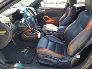 2016 Hyundai Veloster Turbo with VIN KMHTC6AE8GU281075, listed as a Copart auction lot 61605505 with 125,904 mi miles and Salvage title. Bid and sale history available at DreamBid. Image 7.