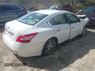 2010 Nissan Maxima SV with VIN 1N4AA5AP9AC822215, listed as a IAAI auction lot 41847782 with Not provided miles and . Bid and sale history available at DreamBid. Image 4.