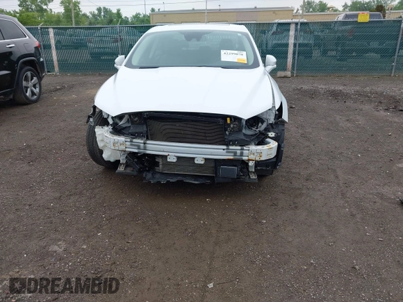 2020 Ford Fusion Titanium with VIN 3FA6P0RUXLR139574, listed as a IAAI auction lot 42299070 with 92,751 mi miles and . Bid and sale history available at DreamBid. Image 6.
