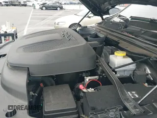 2023 Ram 1500 TRX z VIN 1C6SRFU93PN571514, wystawiony jako IAAI lot #42593363 z przebiegiem 14 653 mil mil oraz . Historia ofert i sprzedaży dostępna na DreamBid. Obrazek 20.