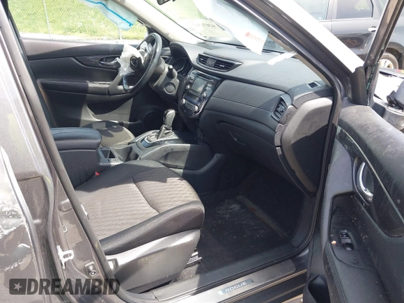 2017 Nissan Rogue SV z VIN 5N1AT2MV2HC820020, wystawiony jako IAAI lot #42071563 z przebiegiem 95 974 mil mil oraz . Historia ofert i sprzedaży dostępna na DreamBid. Obrazek 5.