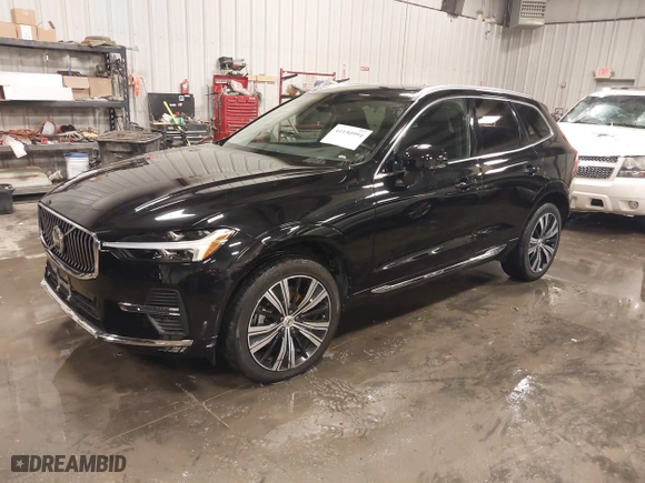 2023 Volvo XC60 Plus Bright Theme with VIN YV4L12RN8P1273371, listed as a IAAI auction lot 41150994 with 17,132 mi miles. Bid and sale history available at carsss.com. Image 18.