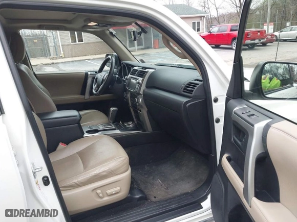 2012 Toyota 4Runner SR5 with VIN JTEBU5JR8C5089567, listed as a IAAI auction lot 42000885 with 90,652 mi miles. Bid and sale history available at carsss.com. Image 5.