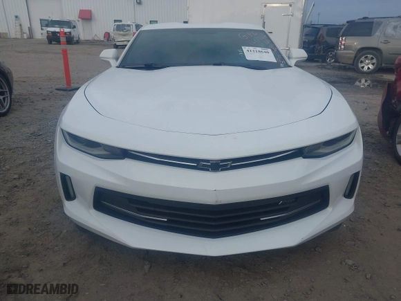 2018 Chevrolet Camaro 1LT with VIN 1G1FB1RS2J0142116, listed as a IAAI auction lot 41218640 with 85,907 mi miles. Bid and sale history available at carsss.com. Image 12.