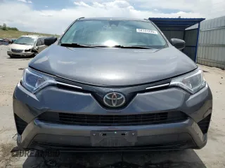 2018 Toyota RAV4 LE with VIN JTMBFREV1JJ746565, listed as a Copart auction lot 58141295 with 93,379 mi miles and Clean title. Bid and sale history available at DreamBid. Image 5.