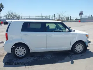 2014 Scion xB with VIN JTLZE4FE5EJ053964, listed as a IAAI auction lot 41993463 with 44,302 mi miles. Bid and sale history available at carsss.com. Image 14.