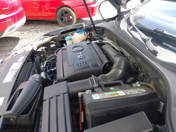 2014 Volkswagen Passat SEL Premium with VIN 1VWCS7A32EC026868, listed as a IAAI auction lot 42020450 with 90,993 mi miles. Bid and sale history available at carsss.com. Image 10.