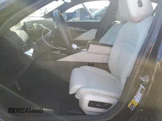 2024 BMW i5 M60 z VIN WBY43FK00RCP12947, wystawiony jako Copart lot #73754024 z przebiegiem Nie podano mil oraz Szkody całkowita. Historia ofert i sprzedaży dostępna na DreamBid. Obrazek 7.