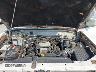 2001 Isuzu Trooper S with VIN JACDJ58X117J00628, listed as a IAAI auction lot 42810469 with 104,474 mi miles and . Bid and sale history available at DreamBid. Image 10.